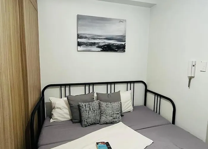 Apartment Affordable In Moa Manila